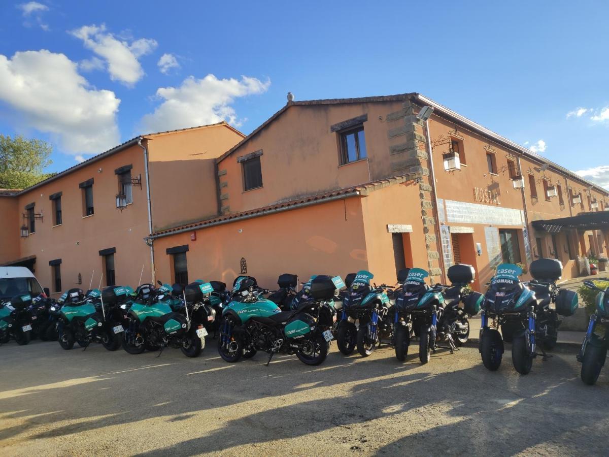 El Huésped del Sevillano AR Lagartera Esterno foto