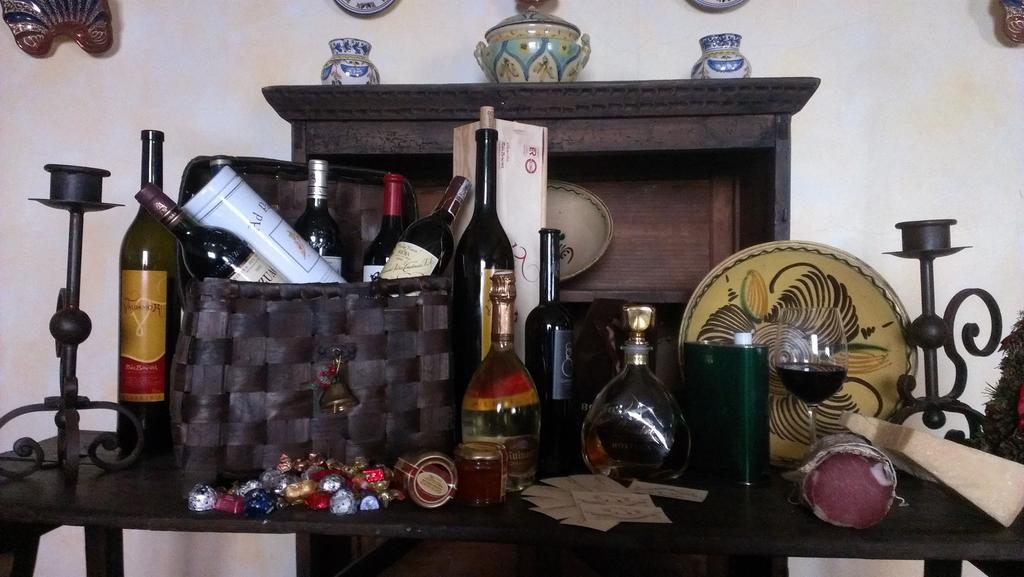 El Huésped del Sevillano AR Lagartera Esterno foto